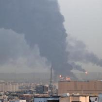 İran’da petrol rafinerisinde büyük yangın