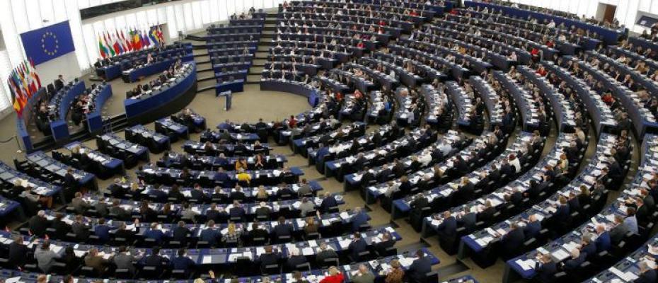 AP'den Türkiye ile AB arasında müzakerelerin askıya alınması kararı