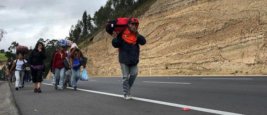 Venezuela'da 250 bin kişi sığınma talep etti