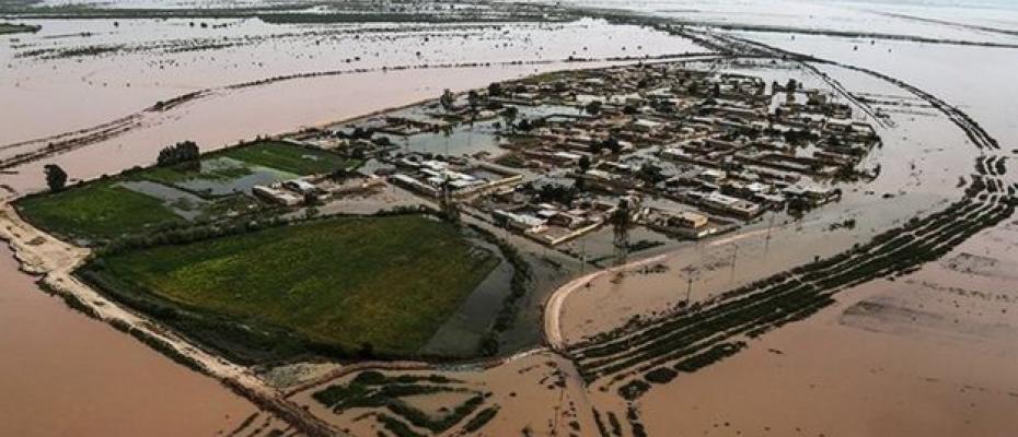 لوڕستانییەک: ئێمە چل ساڵە لەژێر خەساری لافاوێکی گەورەداین