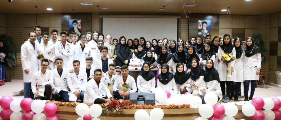 کۆمارى ئیسلامى هۆکارى دواکەوتنى کەرتى تەندرووستى ئێرانە
