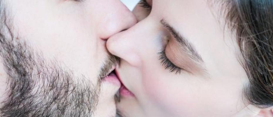 ڕۆژی جیهانی ماچ و ماچە بەناوبانگەکانی جیهان
