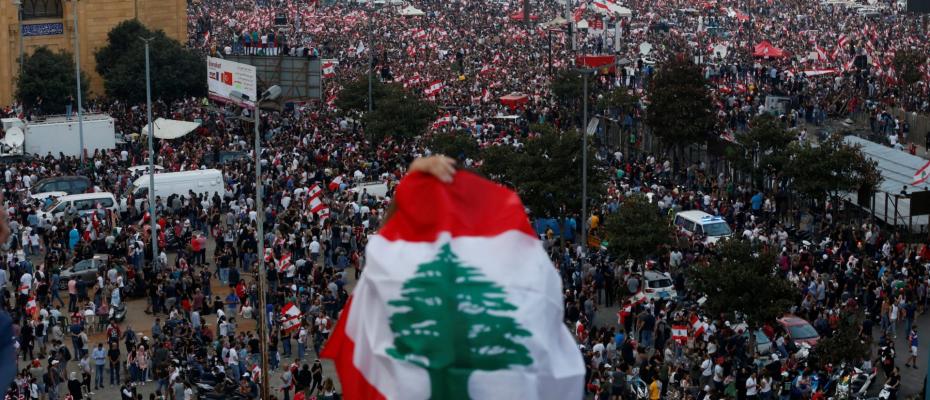 هنگ کنگ، شیلی، لبنان، اسپانیا در اوج اعتراضات؛ نزدیک شدن زمستان سخت اقتصادی در سکوت مردم ایران