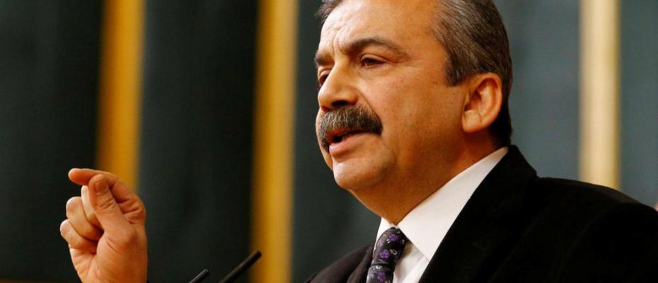 HDP’li Sırrı Süreyya Önder serbest bırakıldı