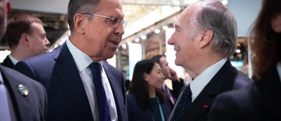 Lavrov: ABD, Körfez ülkeleri yatırımları ile Suriye’de yeni bir devlet kurmak istiyor