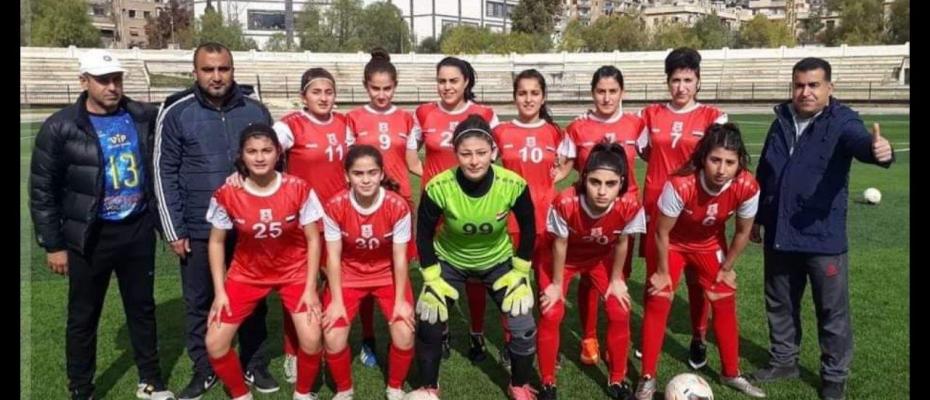 Amudê kadın futbol takımı Suriye şampiyonu