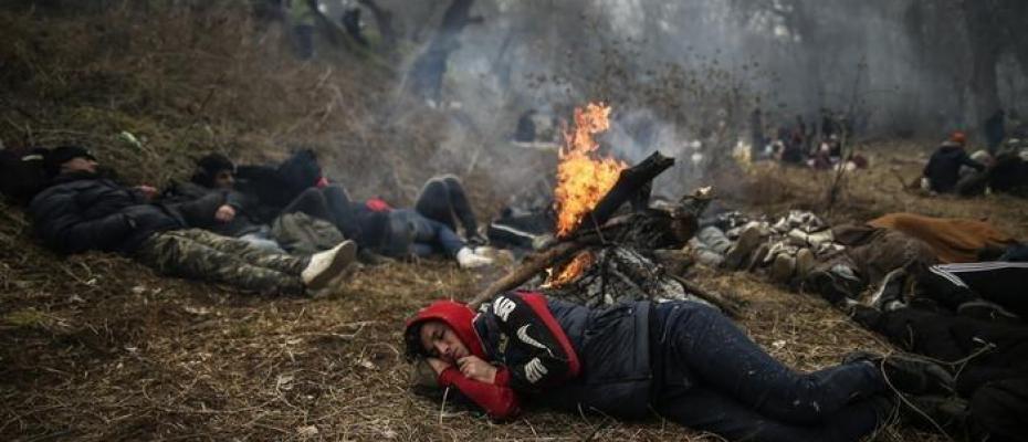 نەتەوەیەکگرتووەکان: ١٣٠٠٠ پەنابەر لە سنووری تورکیە ـ یونان سەرگەردانن