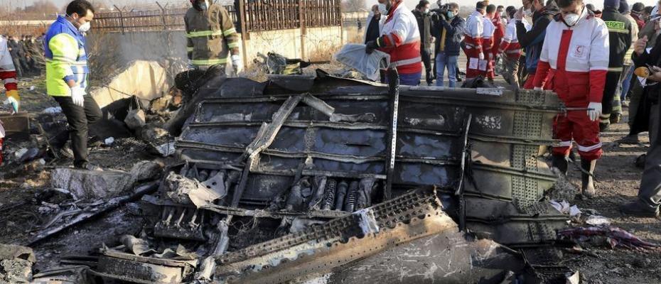 ئیتلاعات هەڕەشەی دەستدرێژی سێکسی و کووشتن لە بنەماڵەی قوربانیانی فڕۆکە ئۆکرانییەکە دەکات