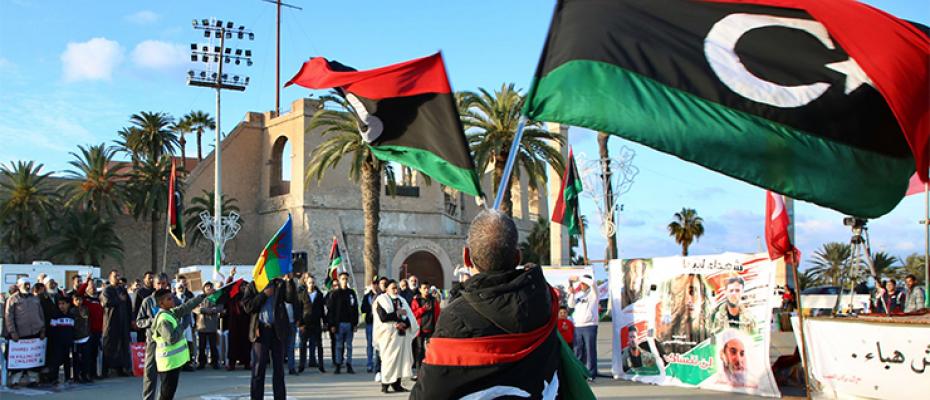 ليبيا مقسمة على نفسها وكل العالم لديها ميليشياته هناك