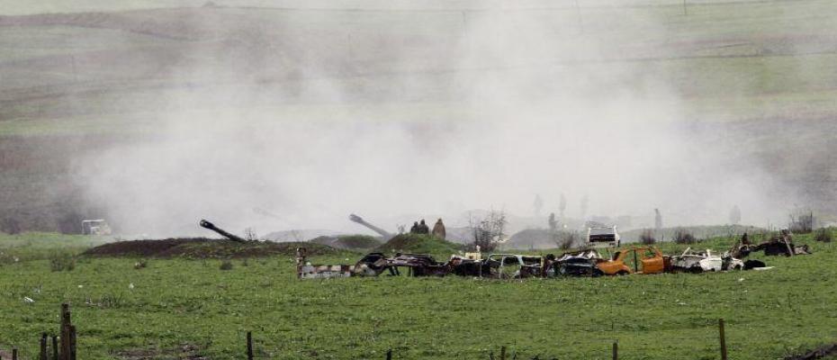 Azerbaycan-Ermenistan çatışması şiddetlendi: 1’i general 13 asker öldü