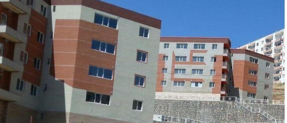 کۆمپانیای سابات بە هاوکاری سوپای پاسداران دزی لە سنەییەکان کردووە