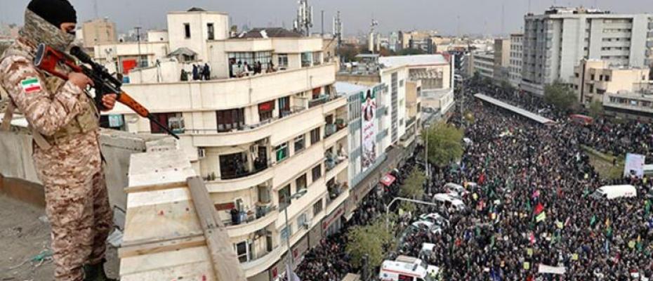 Hak savunucularından Molla rejimine: Öldürdüğün insanların isimleri açıkla