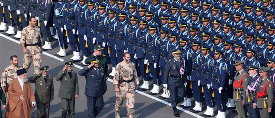 إيران وعسكرة الوطن