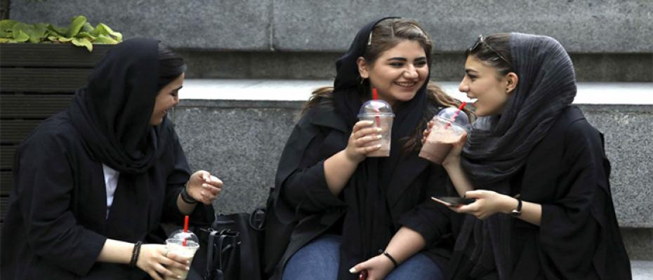إيران أخرى في الداخل