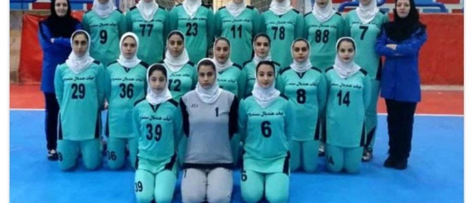 تیمى تۆپى دەستى ژنانى سنە بە هۆى گەندەڵییەوە هەڵوەشایەوە