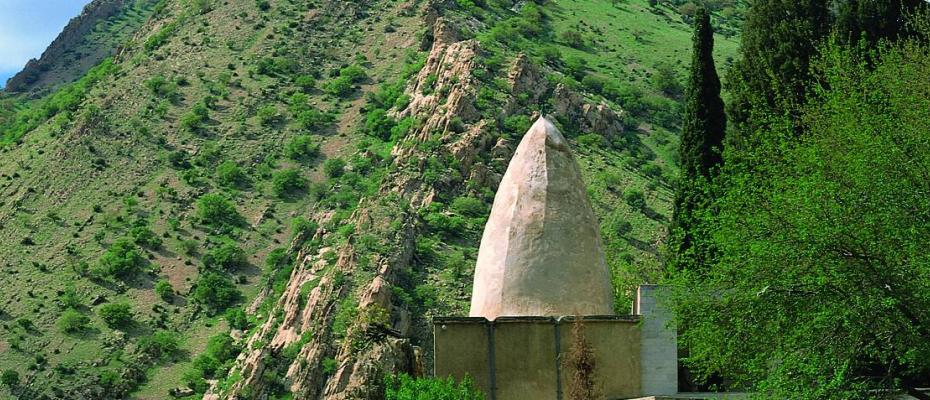 سەلەفییەکانى بن دەستى کۆمارى ئیسلامى تۆمەتبارن لە هێرشکردە سەر باوە یادگار