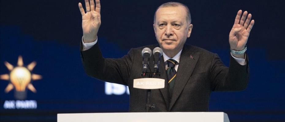 Erdoğan yeniden AKP Genel Başkanı seçildi