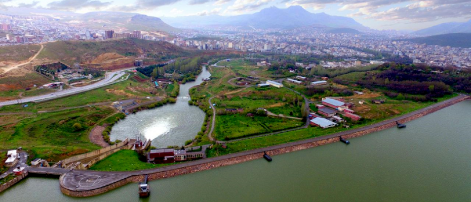 زمین‌خواری و دزدی نماینده رئیسی در شهرستان مهاباد 