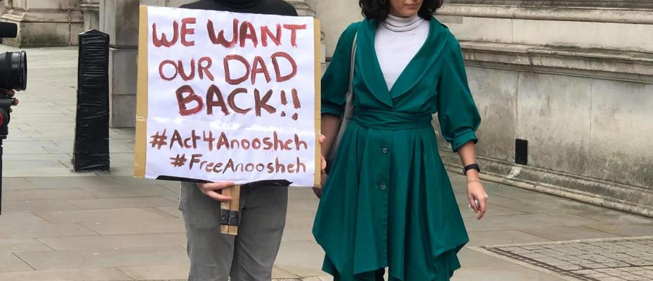 Jailed British national in Iran begins hunger strike