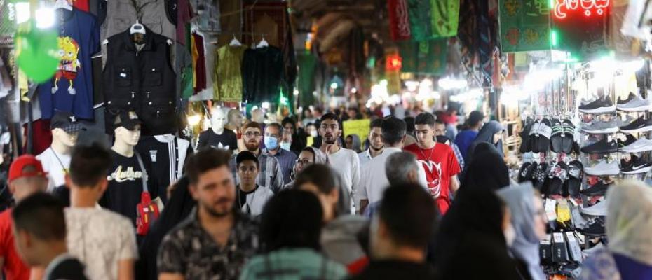 HRW reports on Iran arresting activists amid nationwide protests  