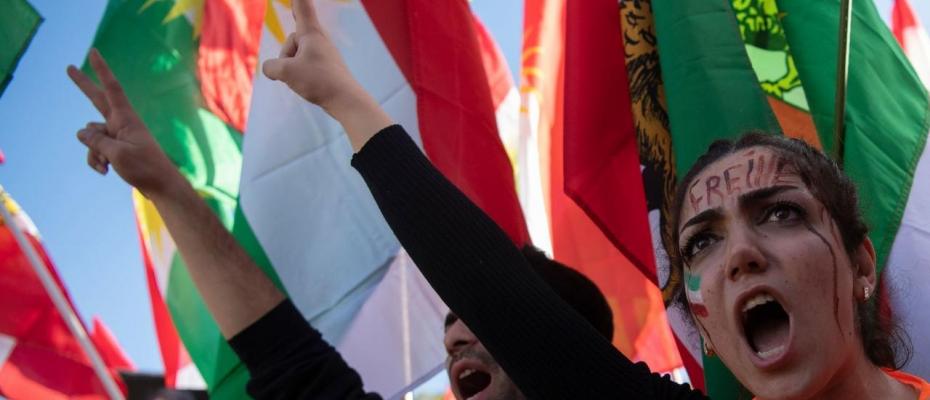 Tens of thousands march in Berlin against Iranian regime 