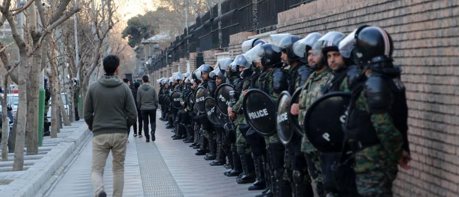 Amnesty: Iran uses rape, electric shock against child detainees for taking part in protests 
