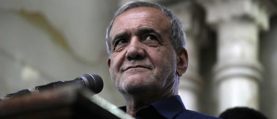 Iran says it continues indirect talks with US through Oman