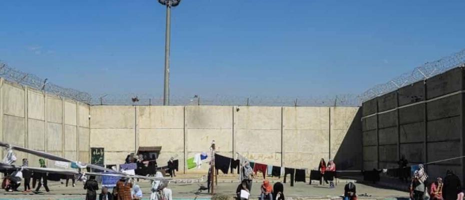 بازگرداندن زندانیان سیاسی زن از قرچک به اوین