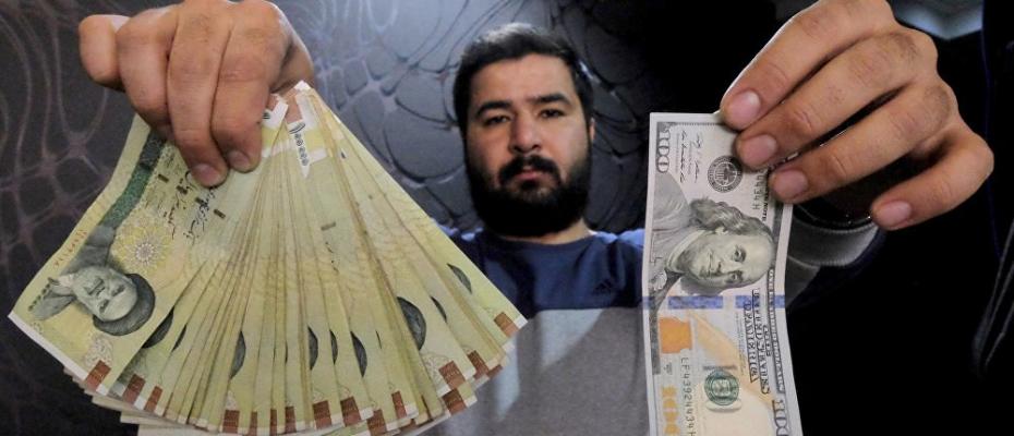 سقوط آزادی بهای ریال/ هر دلار ١٤٤ هزار تومان معامله شد