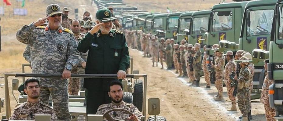 خودروی حامل تروریستهای سپاه پاسداران در زاهدان مورد هدف قرار گرفت