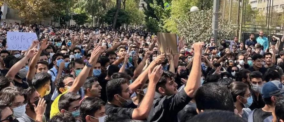 تهدید و ارعاب خانواده مسعود میرزایی، فعال سیاسی کردستانی توسط نیروهای امنیتی ایران