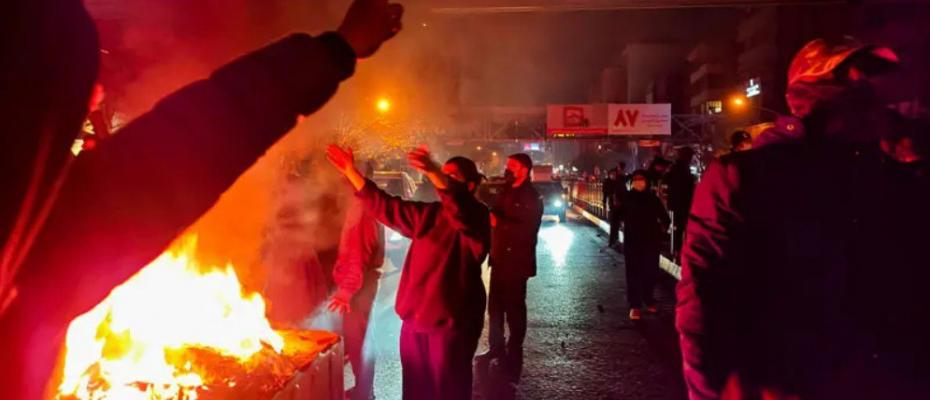 ڕێکخراوێکی مافی مرۆڤ: لە ئێران 26 خۆپێشاندەر سزای لەسێدارەدانیان بۆ دەرچووە