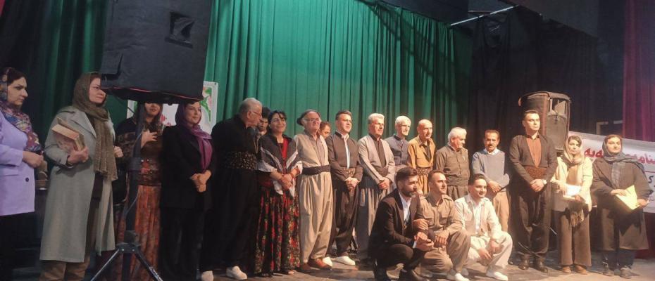 لە بۆکان ڕێز لە مامۆستایانی خۆبەخشی زمانی کوردی گیرا