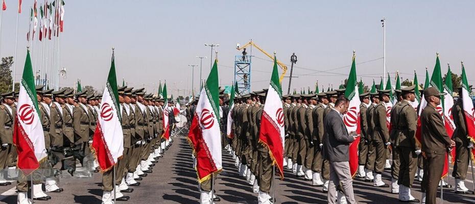 سوپای ئێران کوژرانی هەشت پلەداری خۆی لە هێرشەکانی ئەمریکادا ڕاگەیاند